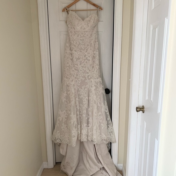 Mori Lee Wedding Dress. Used once. - Picture 8 of 8